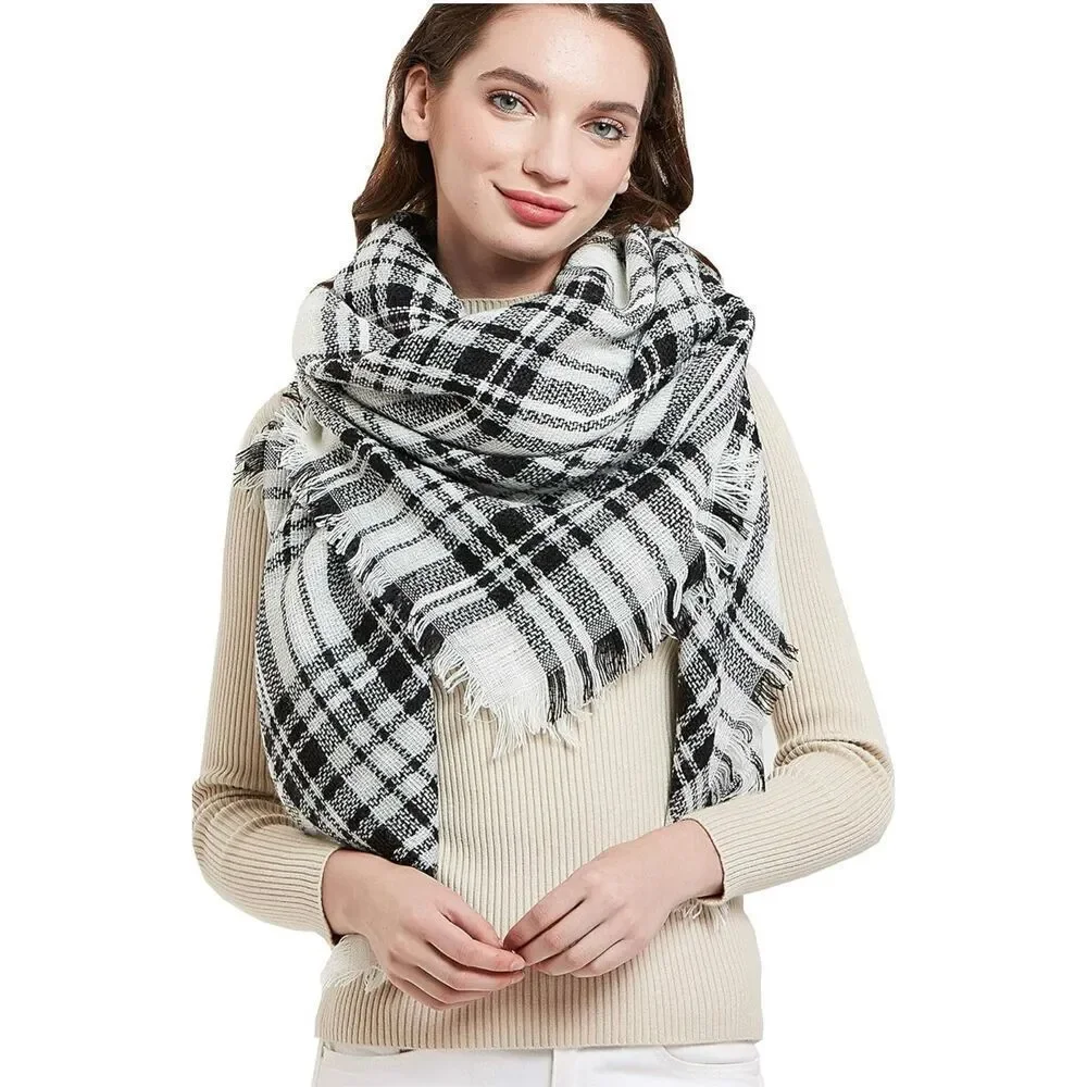 New Womens Wander Agio White & Gray Fringe Plaid Warm Blanket Winter Scarf